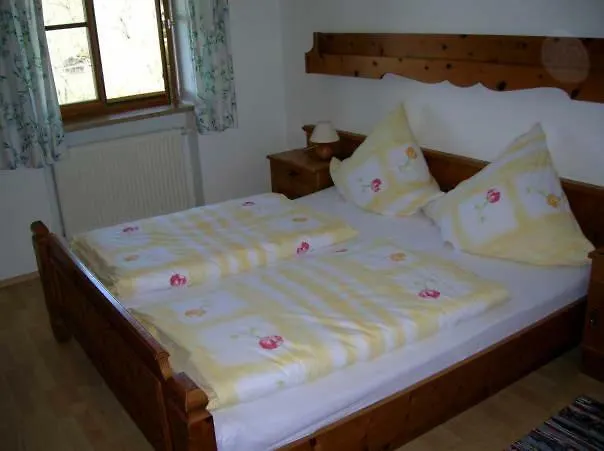 Pferdehof Arnold Apartment Murnau am Staffelsee